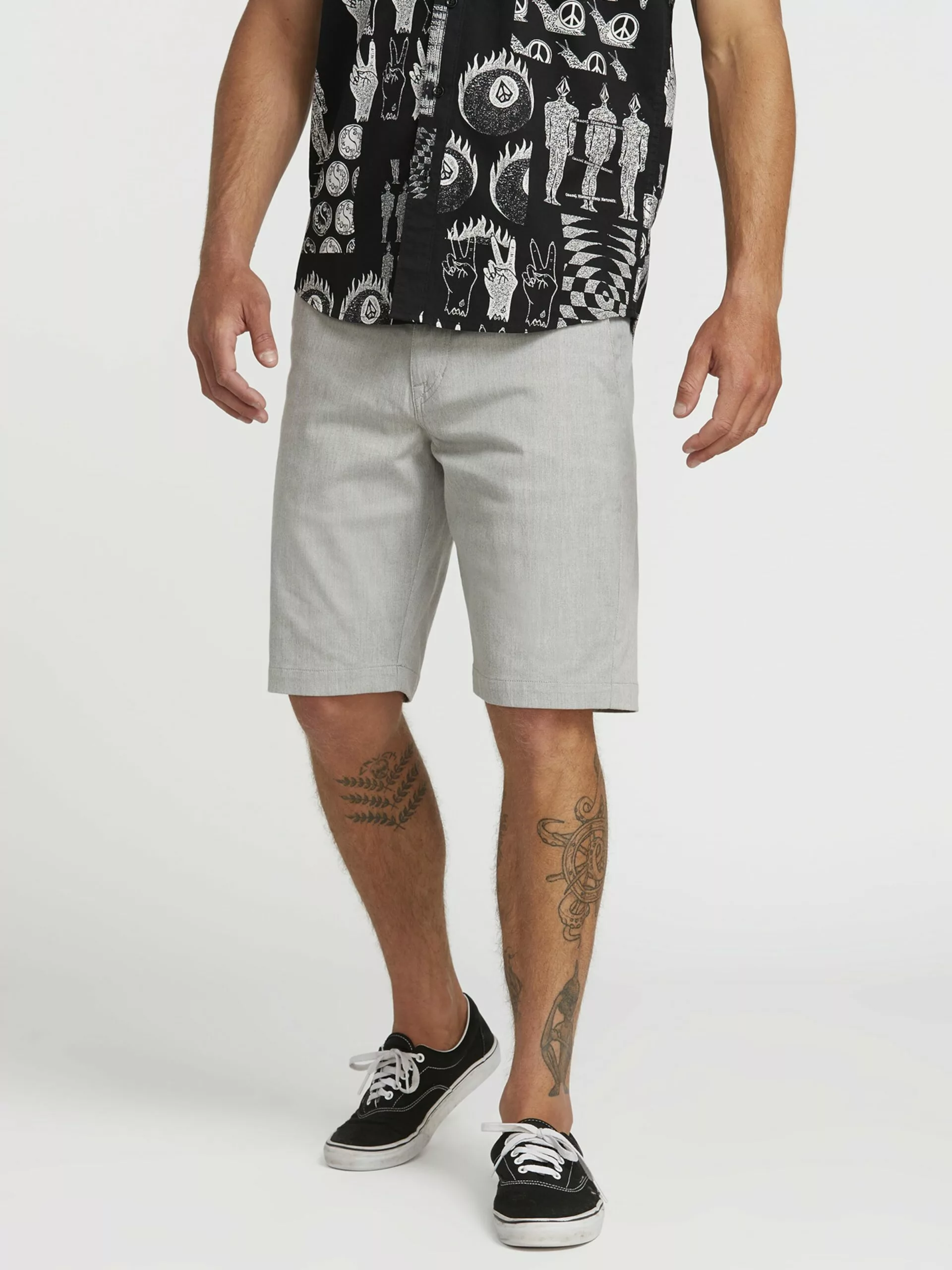Volcom Shorts Chino Regular Pantalon Chino Homme Gris Clair 5 Volcom Shorts Chino Regular Pantalon Chino Homme Gris Clair – Image 3