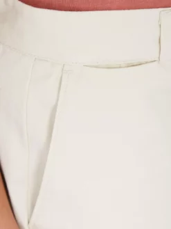 Volcom Shorts Regular Pantalon Femme Crème -Magasin d'usine Volcom 7fccda608b48e90ee3d44d59aee57a46 scaled